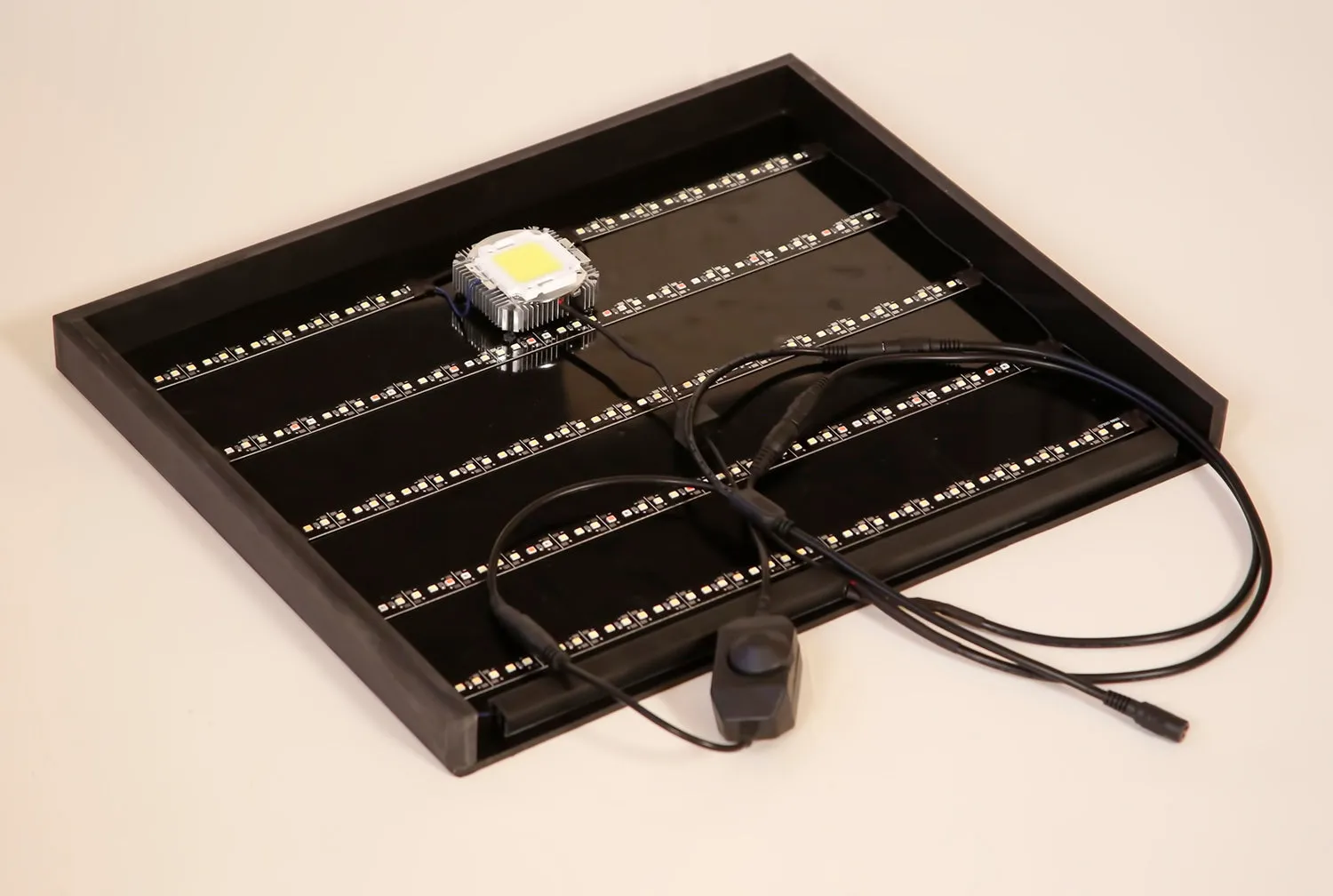 17" x 12" LED 20w Spotlight (2" high)