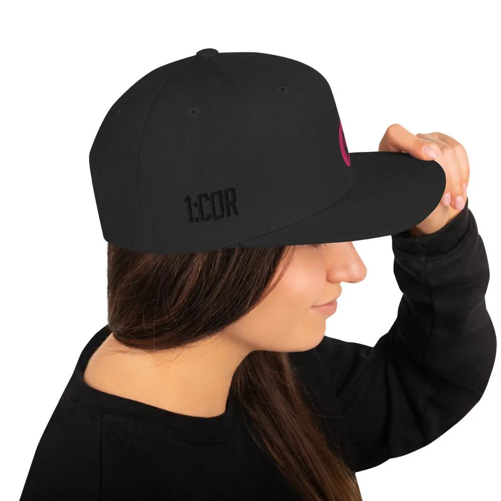 1:Cor Pink | Embroidered Snapback Hat