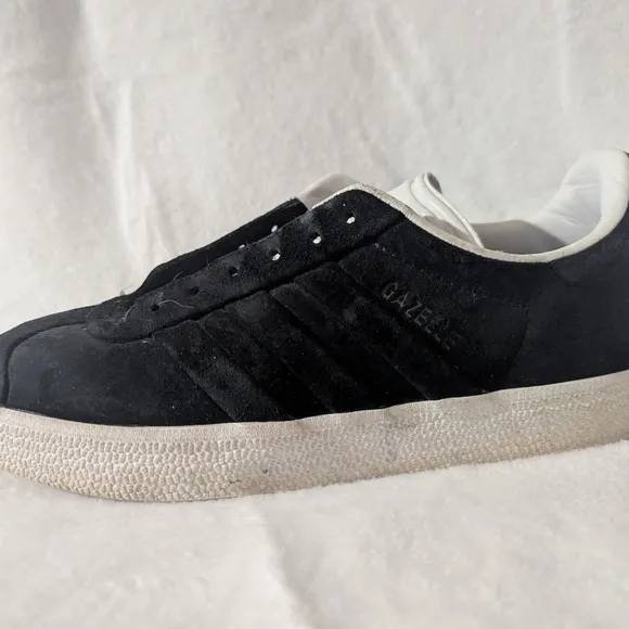 Adidas classic suede gazelle