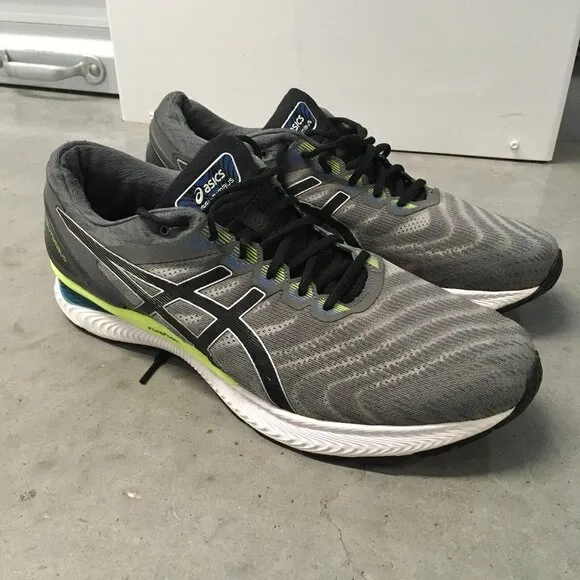 Asics Mens Gel Nimbus 22 size 14 Gray Running Shoes Sneakers Style 1011A680