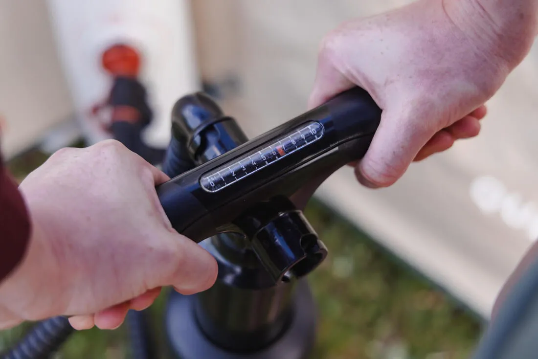 CAMPING HAND PUMP - ULTIM COMFORT 10 PSI - RECOMMENDED FOR INFLATABLE TENT