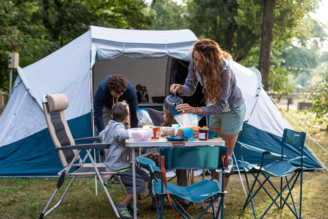 Camping tent with poles - Arpenaz 4.2 F&B - 4 Person - 2 Bedrooms