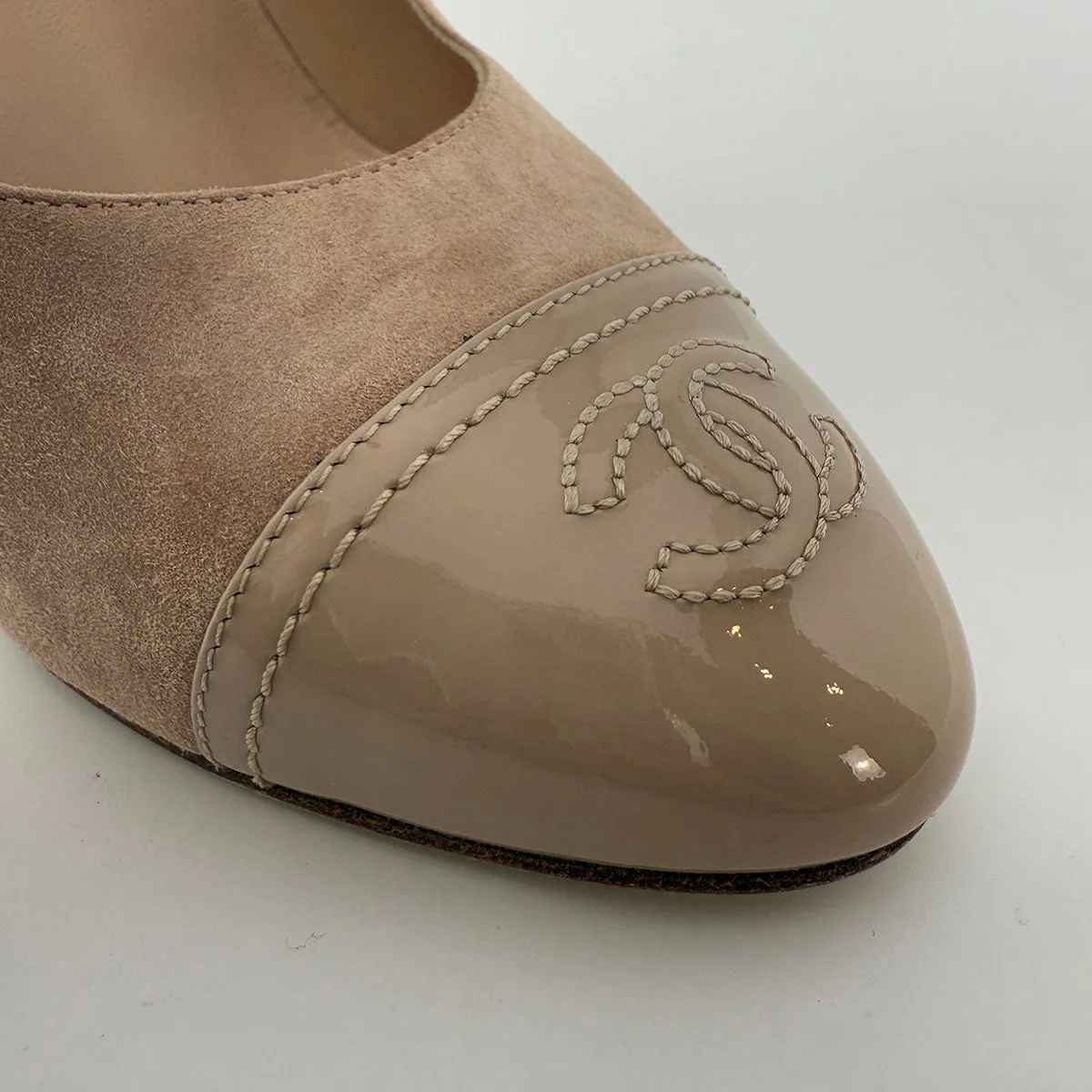 Chanel Pumps