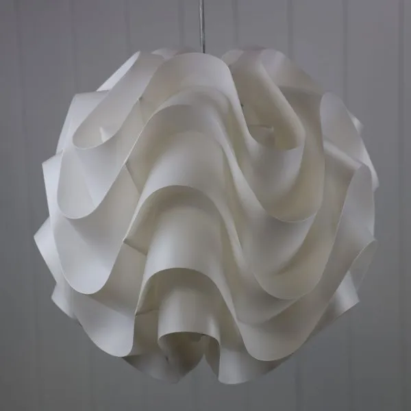 CHIC 43 Acrylic Retro Pendant