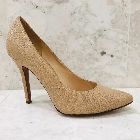 COLE HAAN {10.5} Pumps in Nude Faux Snakeskin