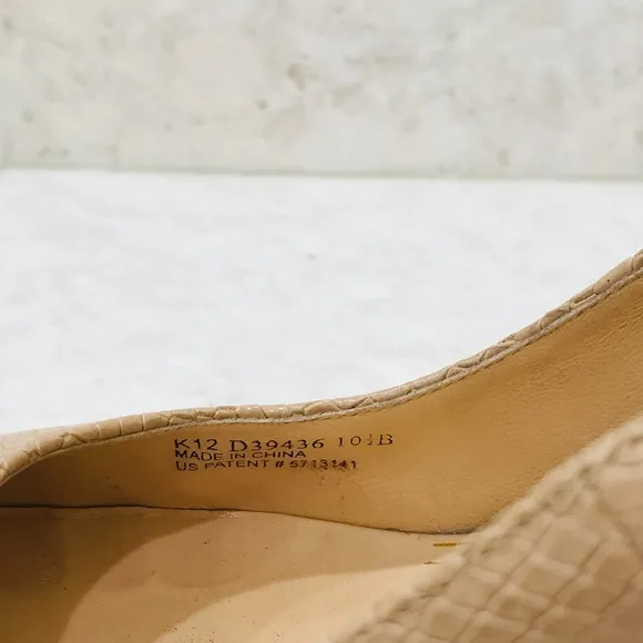 COLE HAAN {10.5} Pumps in Nude Faux Snakeskin