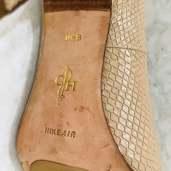 COLE HAAN {10.5} Pumps in Nude Faux Snakeskin