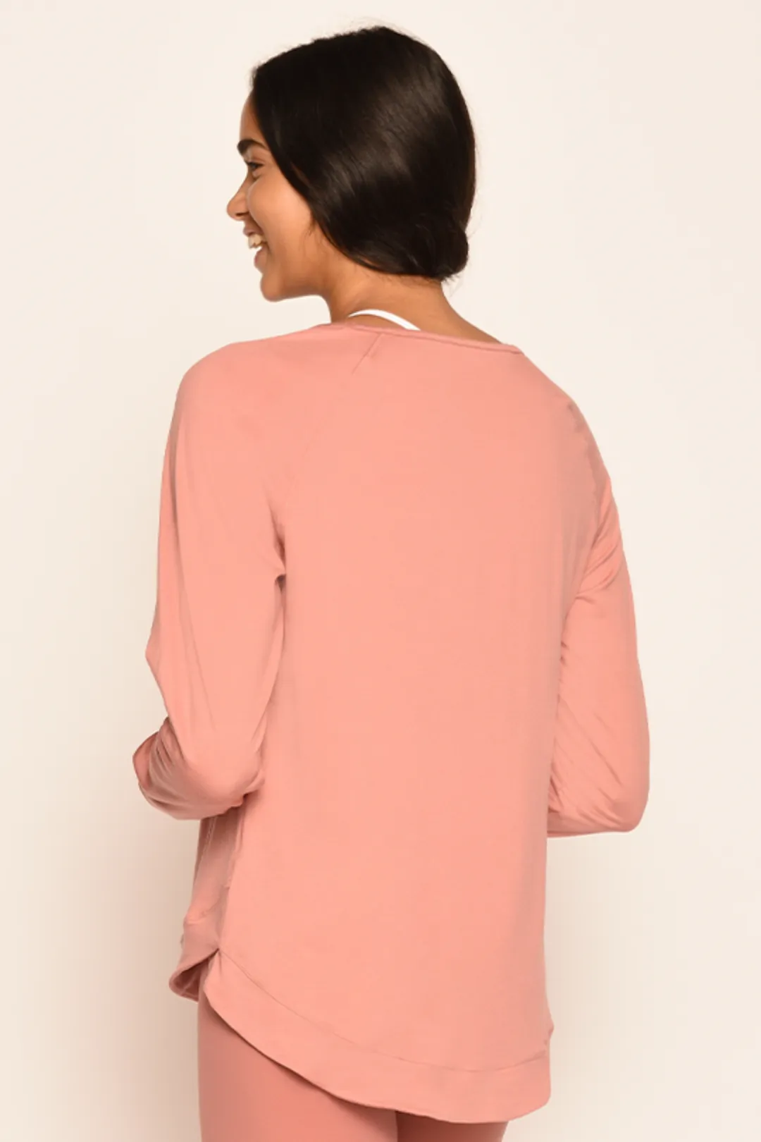 Cottony-soft Round Neck Workout Long Sleeves Shirt
