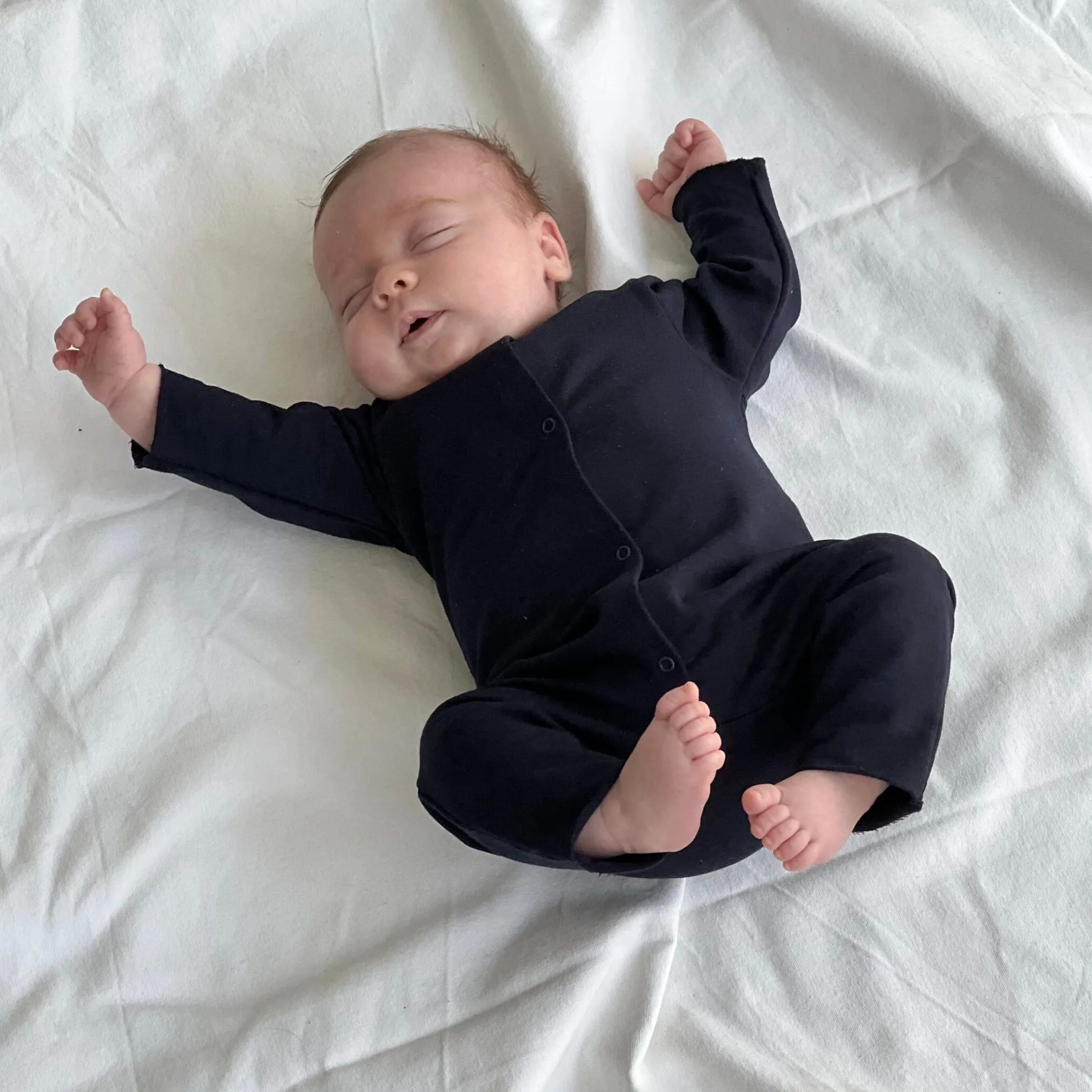Coyle Organic Cotton Baby Romper (Black)