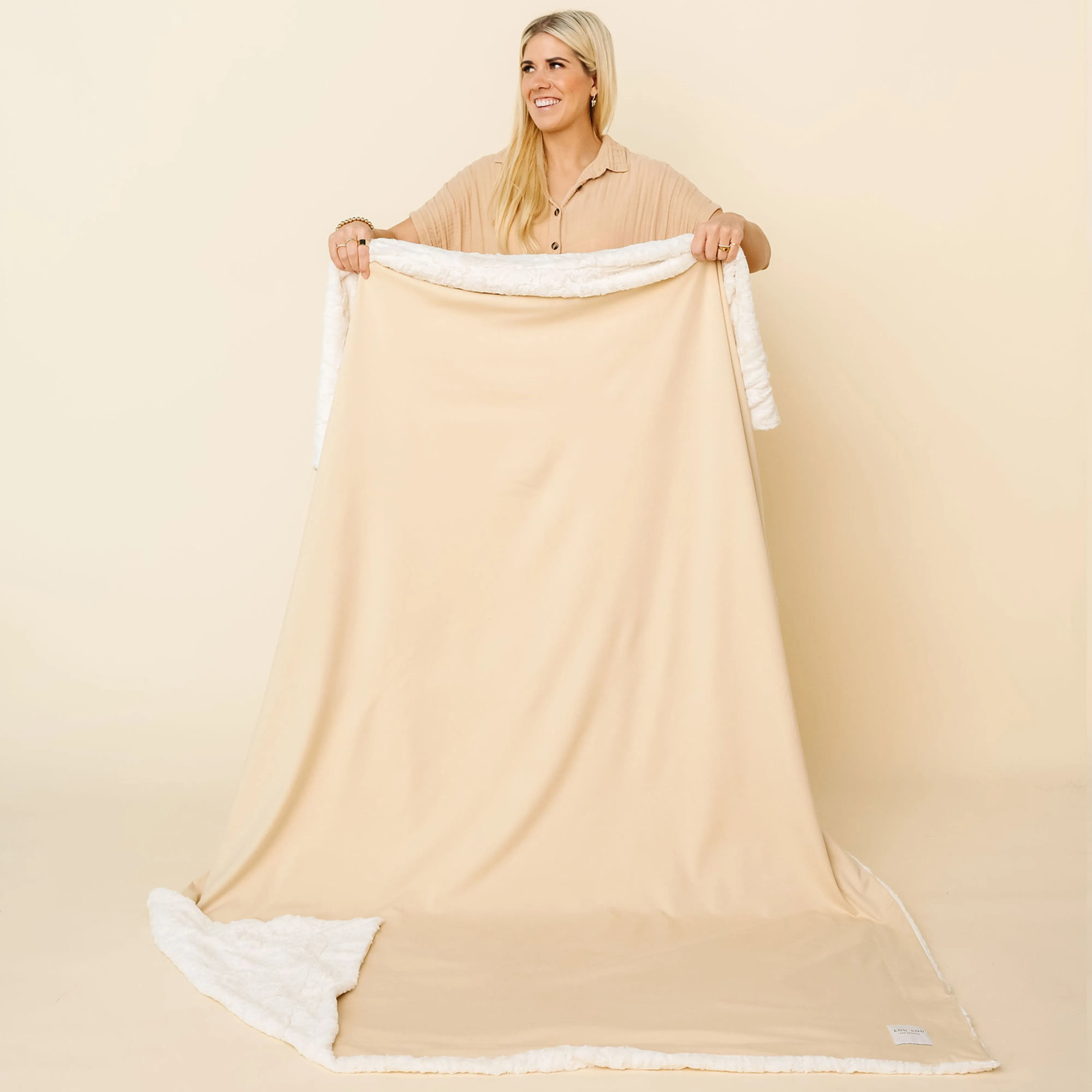 Cozy Blanket - Latte - Adult/Throw
