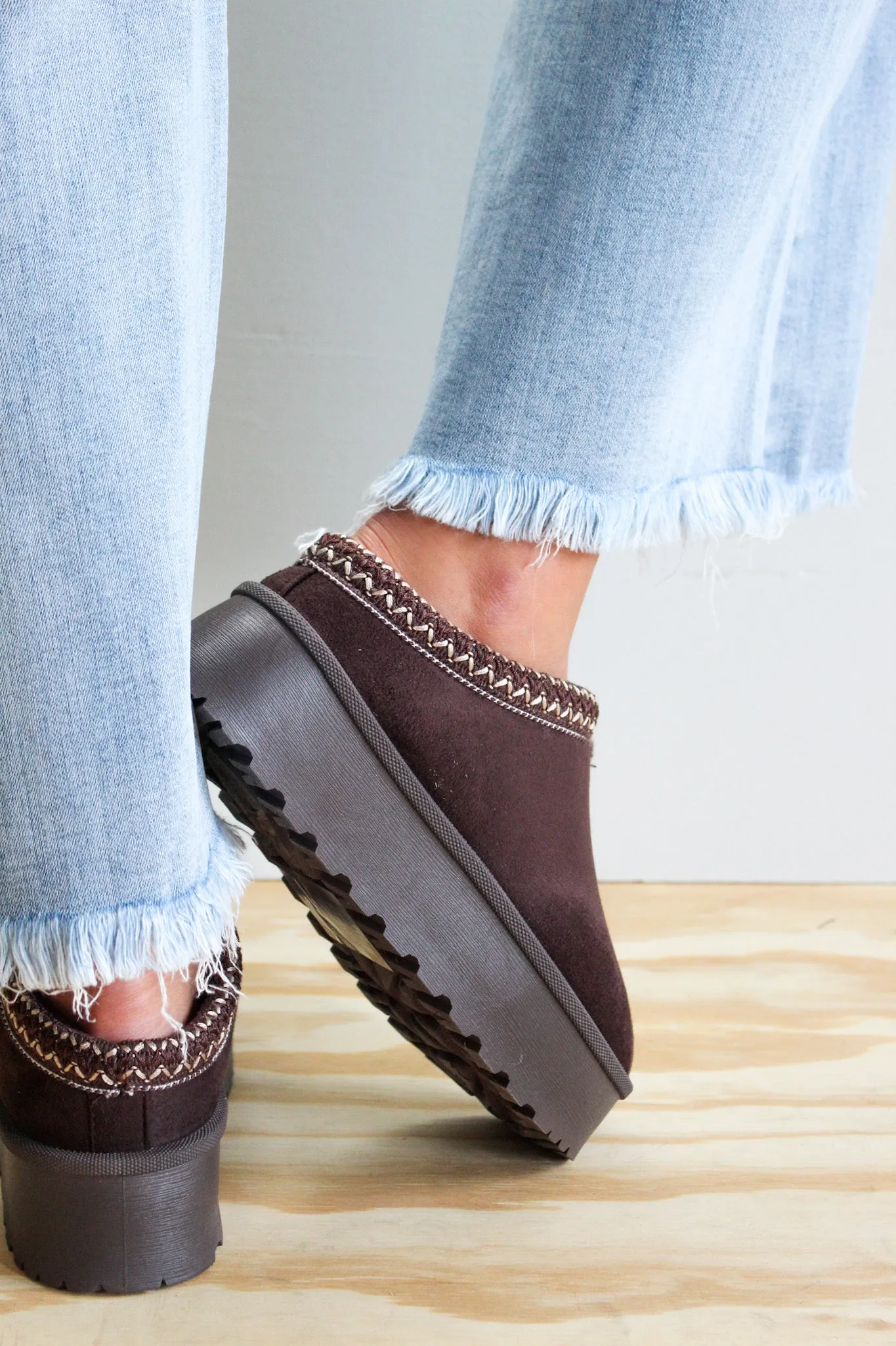 Cozy Cheer Platform Slip-On • Espresso Brown