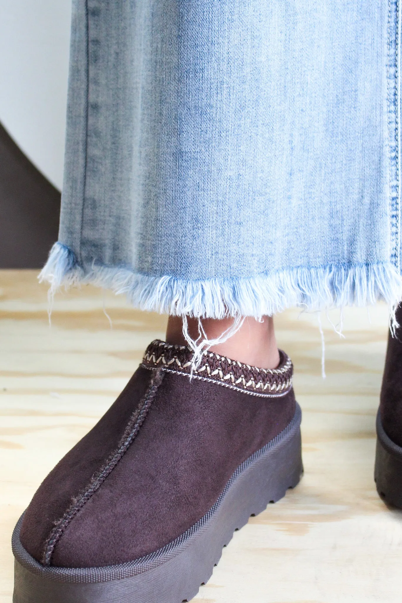 Cozy Cheer Platform Slip-On • Espresso Brown