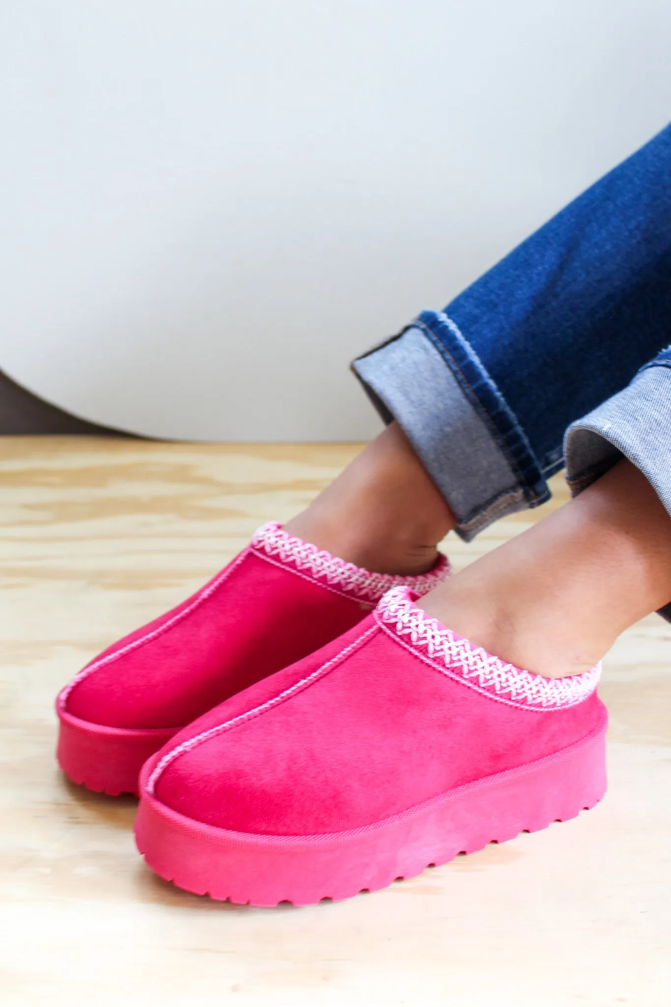 Cozy Cheer Platform Slip-On • Fuchsia