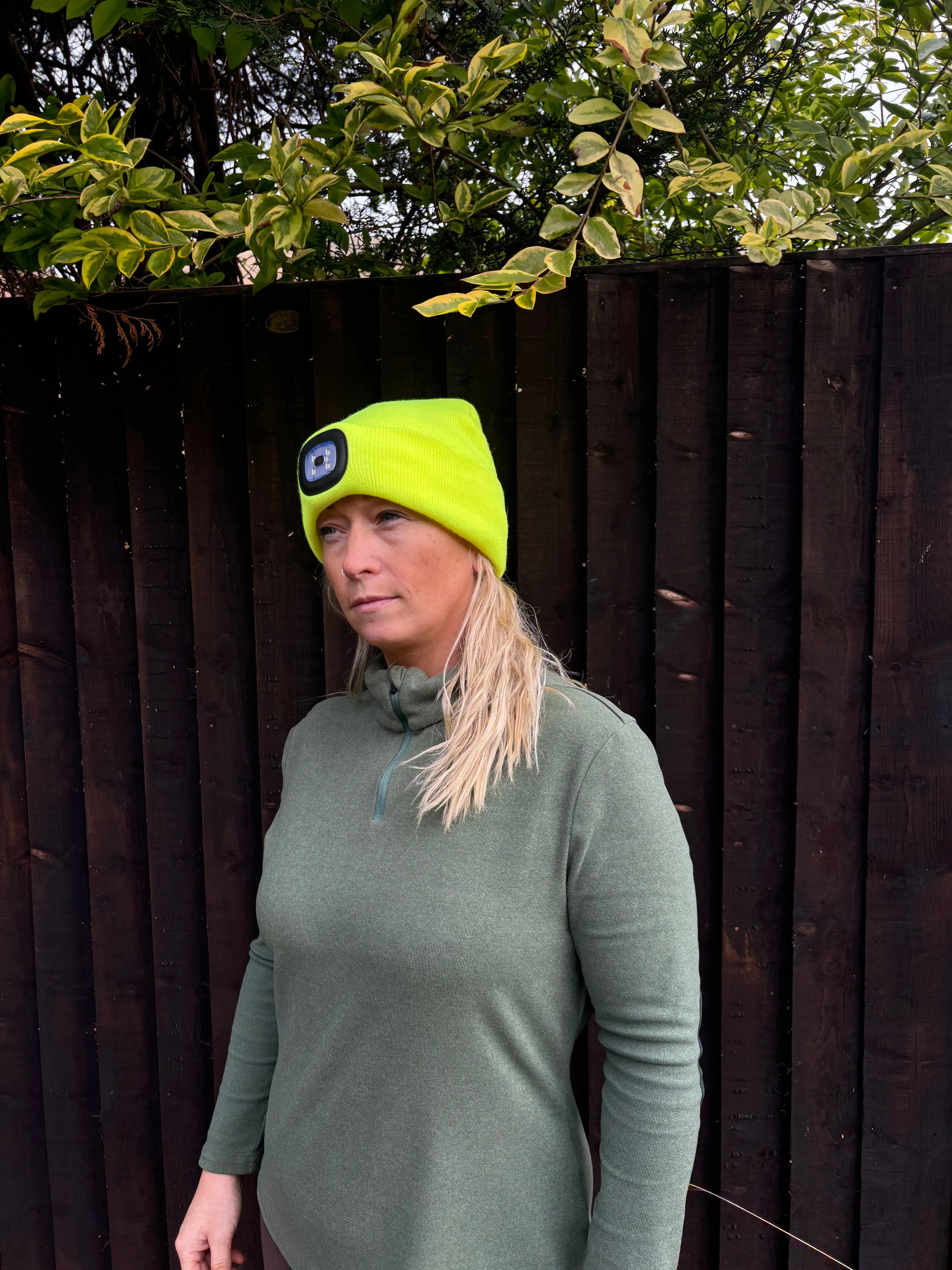 DAILY DEAL ! LED hat in orange black and yellow