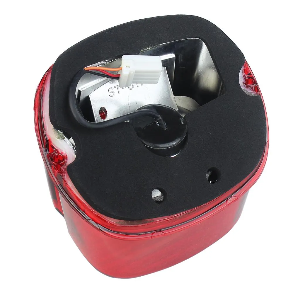 Eagle Lights Flashing Strobe Layback LED Tail Brake Light Kit for Harley Davidson 2021 - Current Low Rider Models