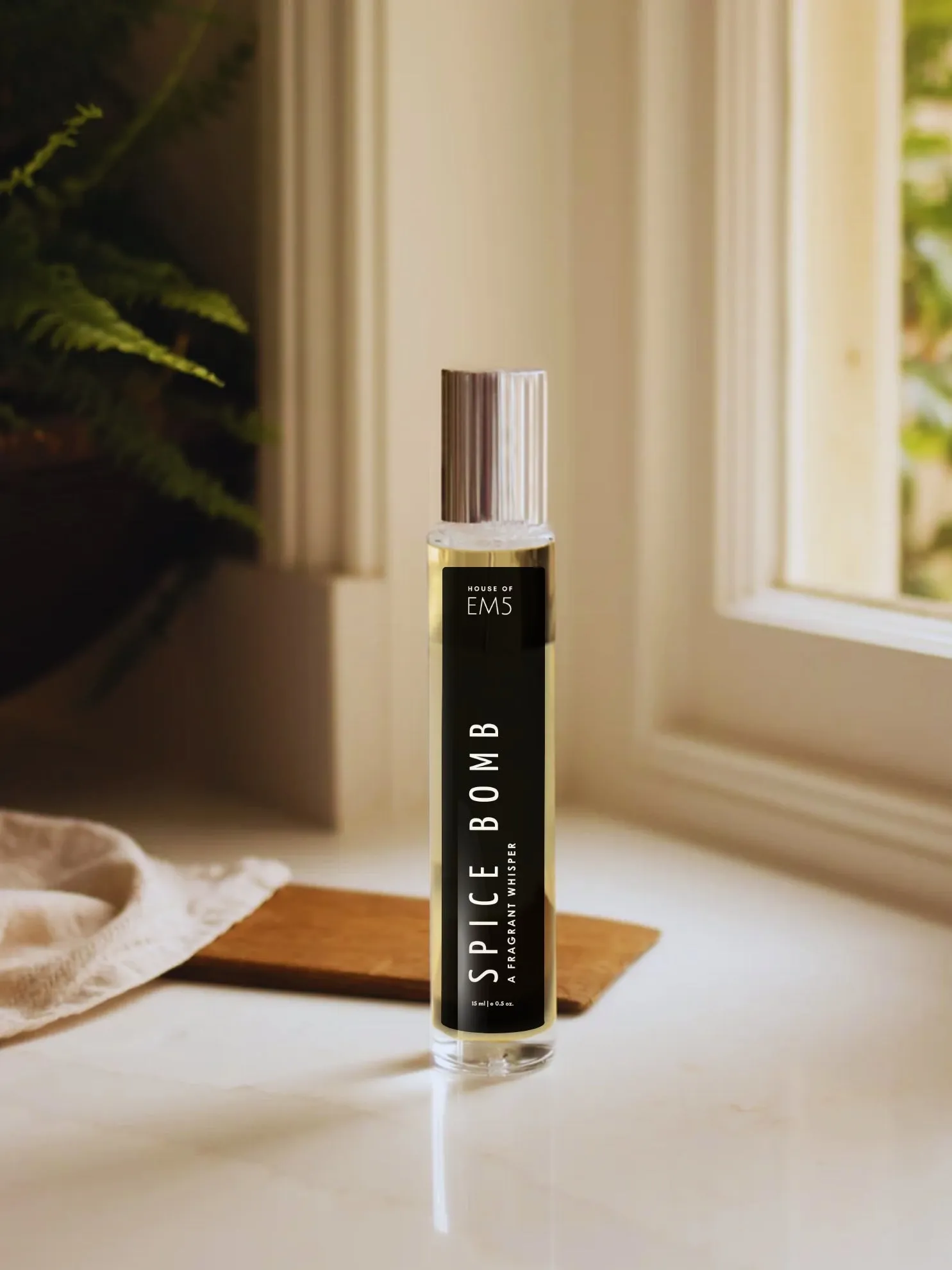 EM5™ Spice Bomb Perfume EDP Spray for Men | Warm Spicy Cinnamon Tobacco Fragrance | Luxury Gift for Him | Variants Available: 50 ml Spray / 15 ml Spray