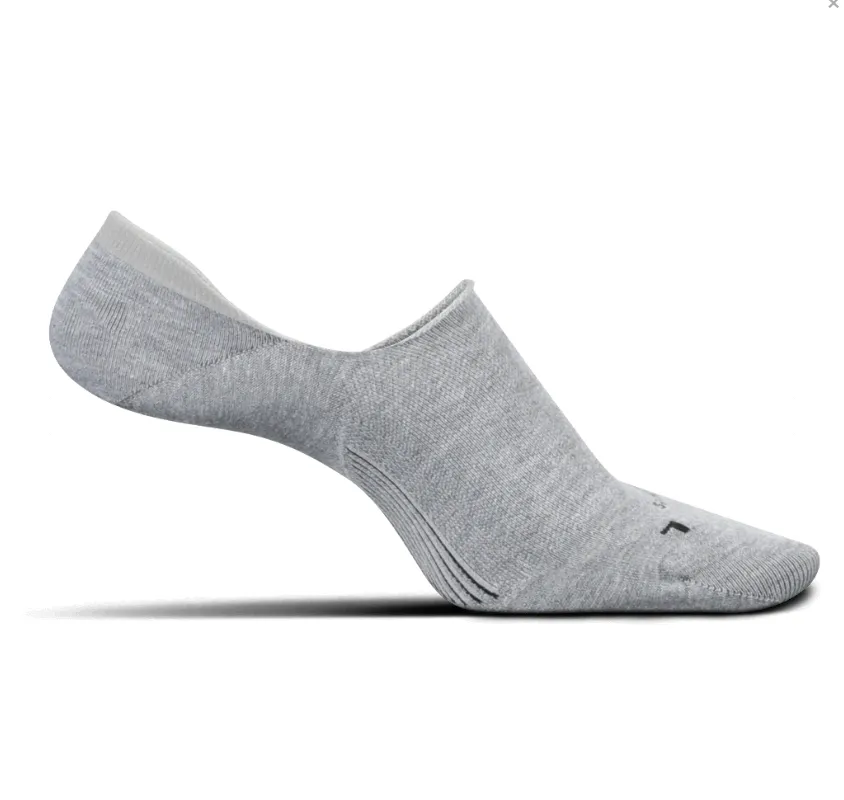 Feetures LW No Show Light Gray