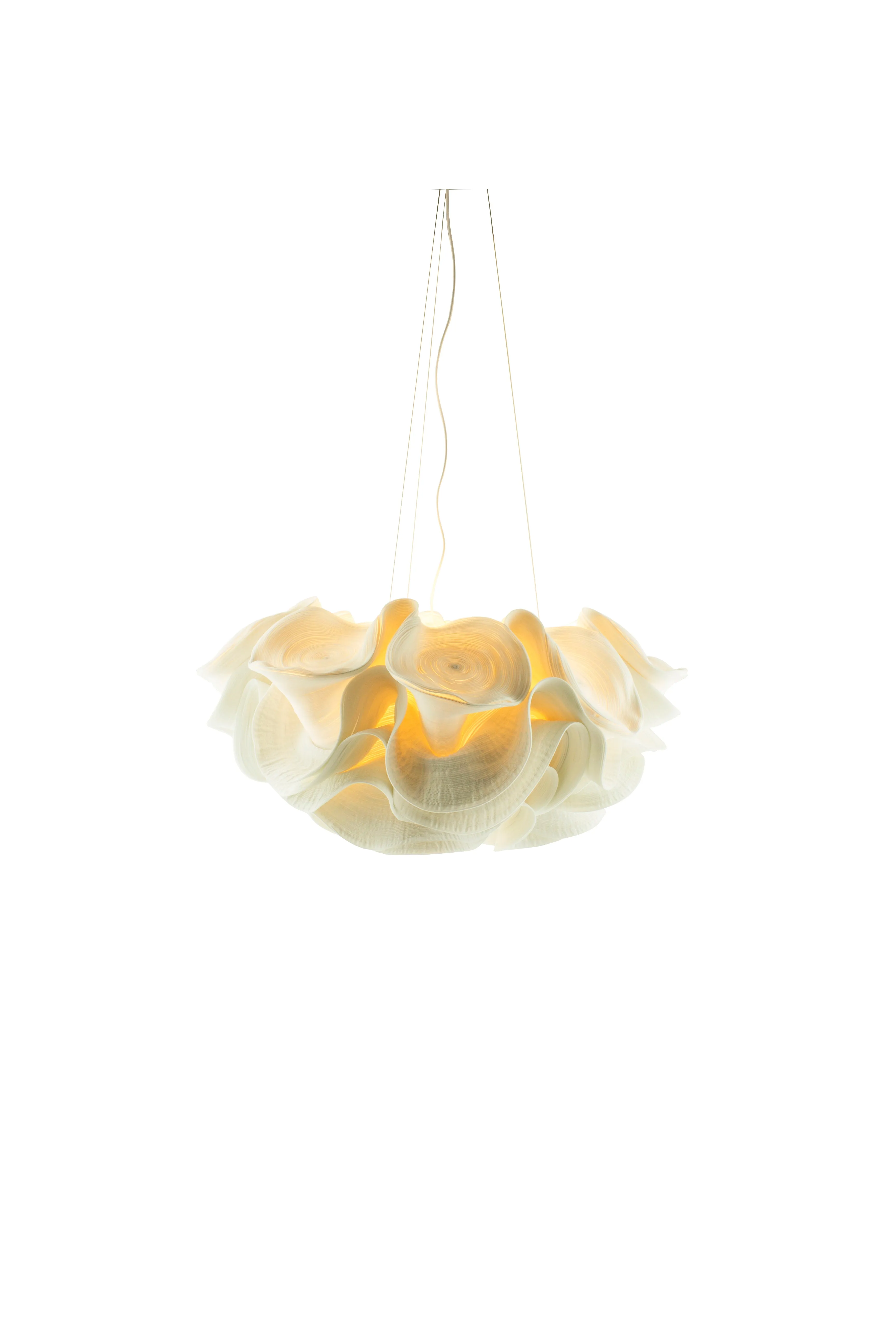 Kelopak Pendant Light