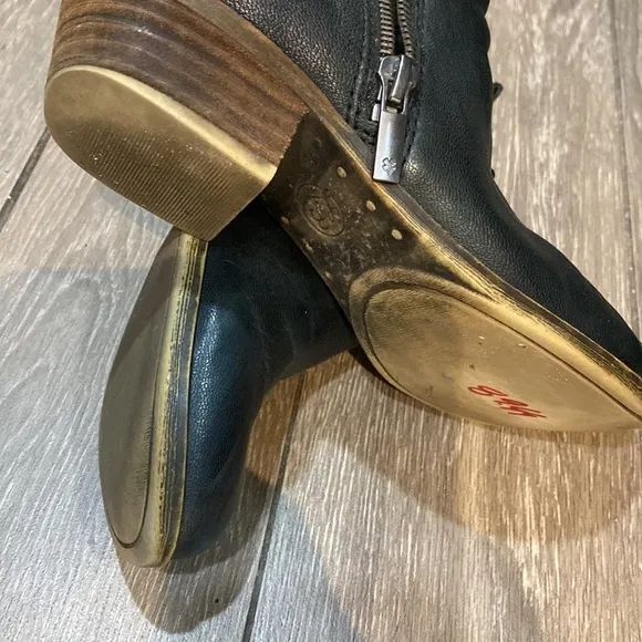 Lucky brand Black Booties with double zippers Leather upper women’s 5.5 Lk Basel