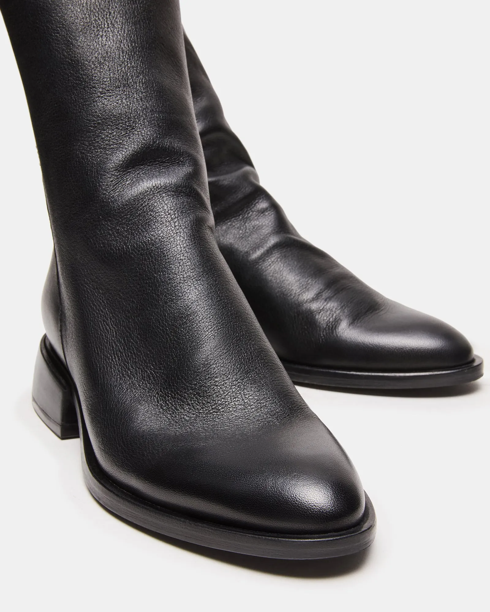 NEBULA BLACK LEATHER