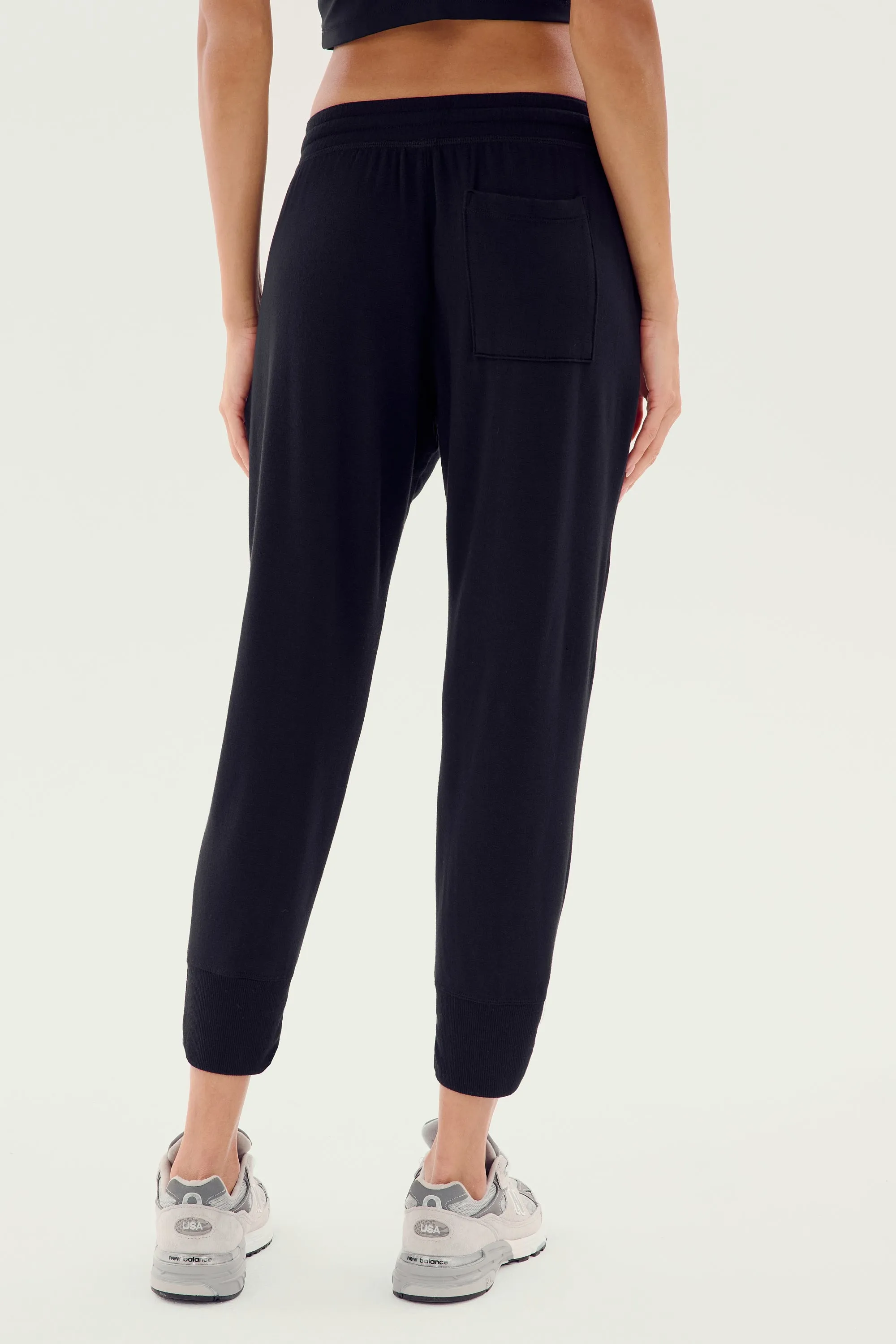 Reena Fleece 7/8 Sweatpant - Black
