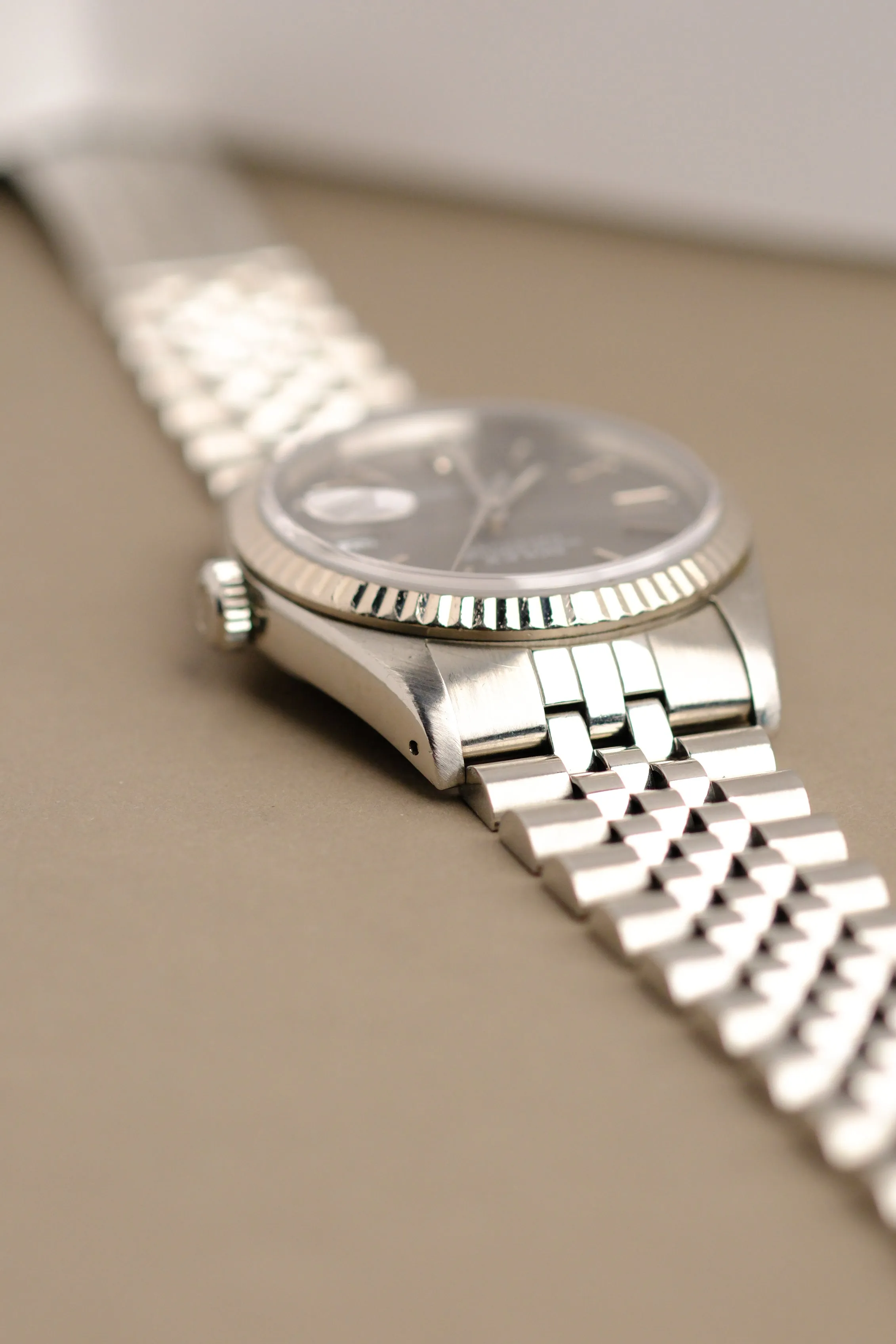 Rolex Datejust 16234 Grey 'Chapter Ring' Dial w/Box & Papers
