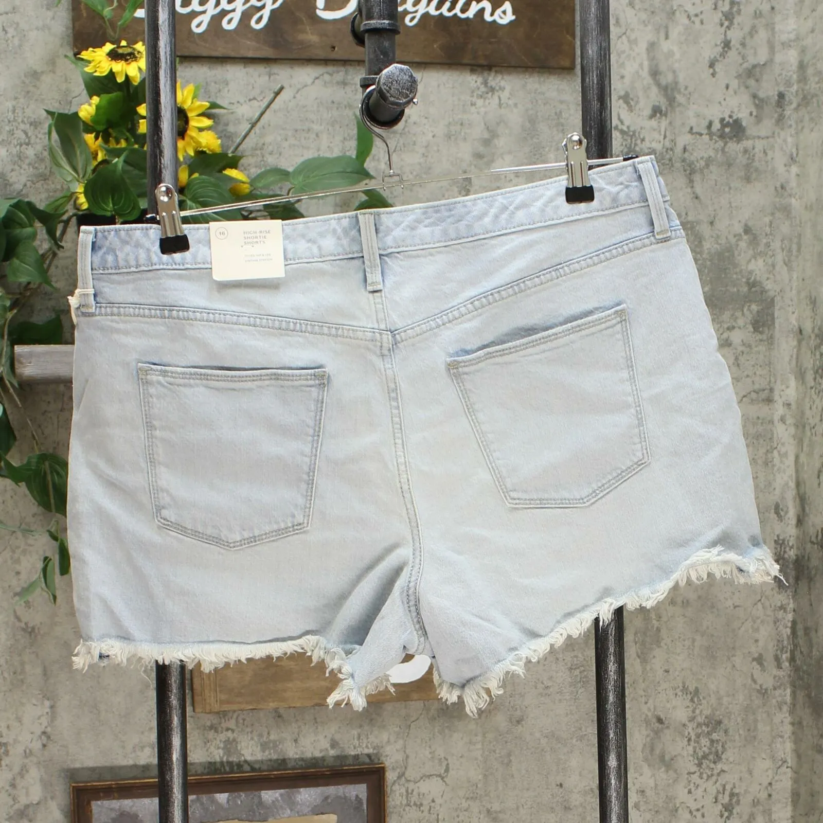 Universal Thread Women's High Rise Distressed Jean Shorts