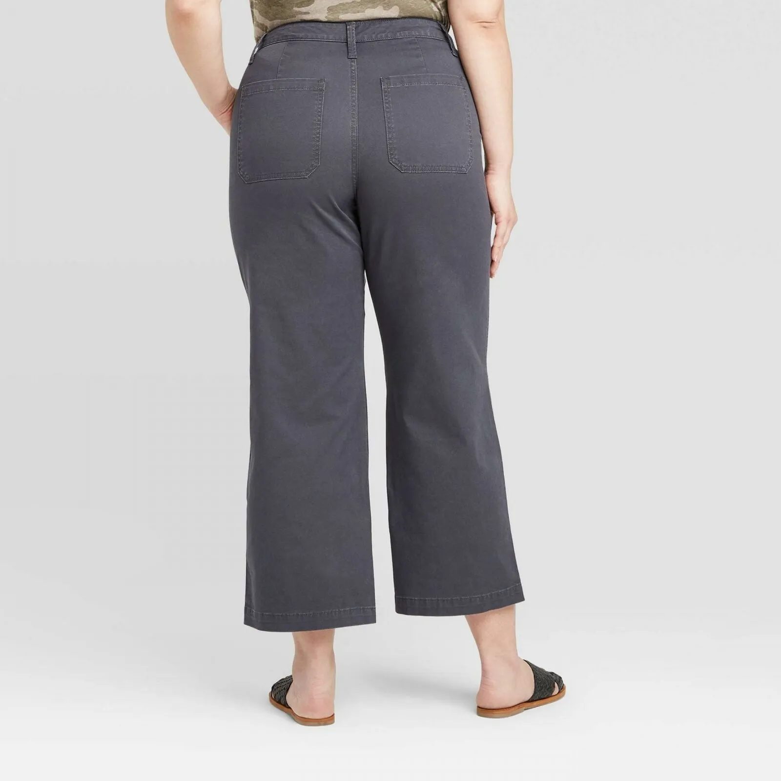 Universal Thread Women's High Rise Wide Leg Cropped Jeans