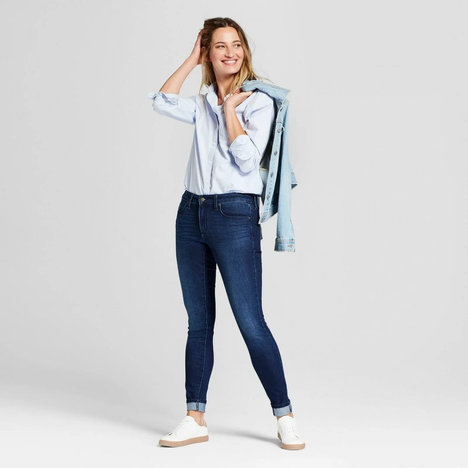 Universal Thread Women's Long Sleeve Camden Button-Down Shirt