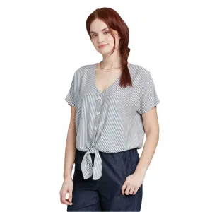 Universal Thread Women's Short Sleeve V-Neck Button-Down Relaxed Fit Shirt