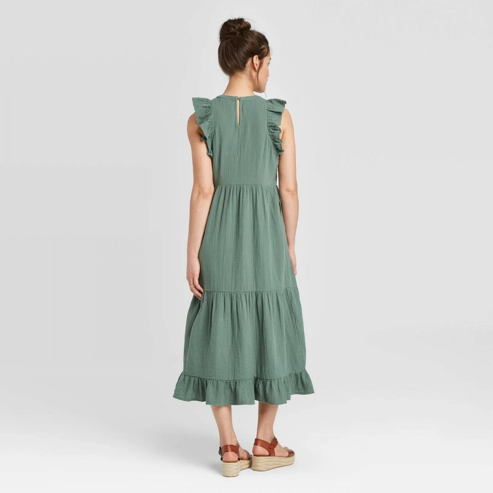 Universal Thread Women's Sleeveless Tiered Ruffle Midi Dress