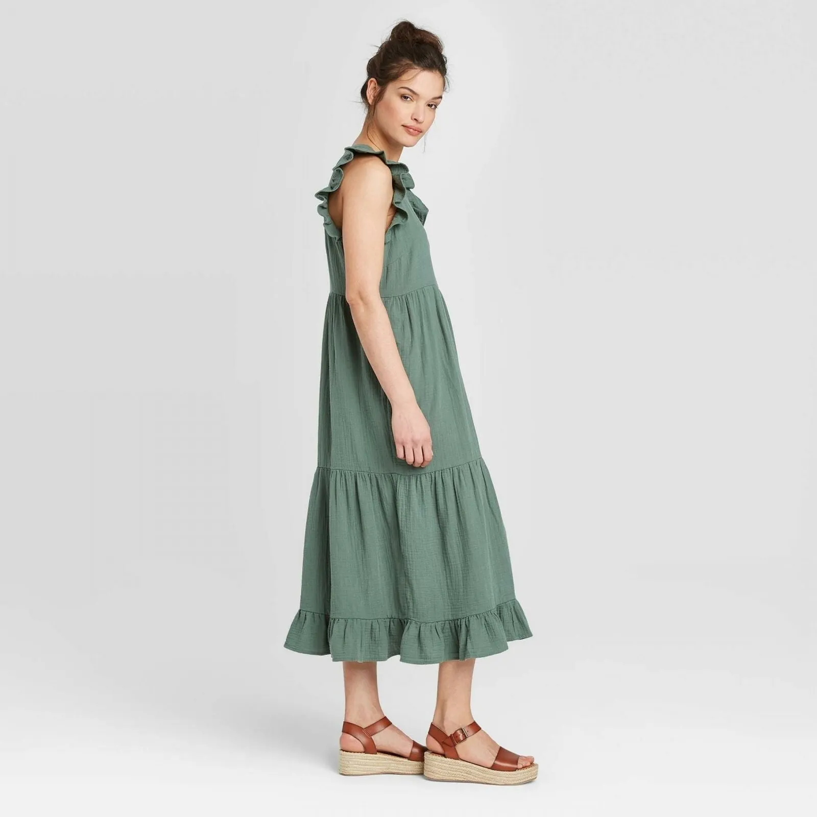 Universal Thread Women's Sleeveless Tiered Ruffle Midi Dress