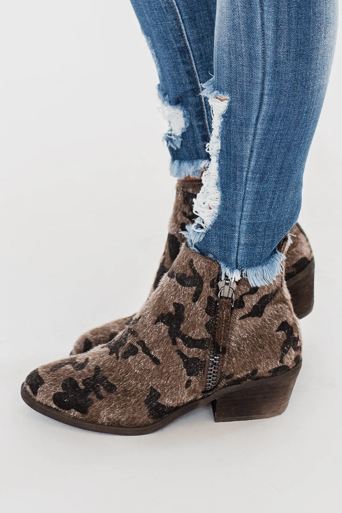 Very G Twinkle 2 Booties- Camo