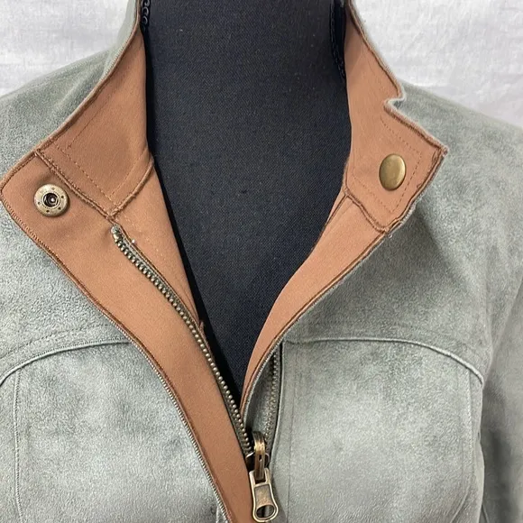 Yansi Fugel reversible faux suede jacket in moss or brown colors, size L