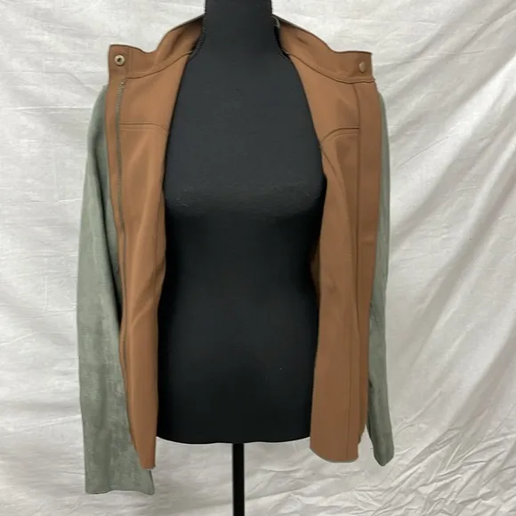 Yansi Fugel reversible faux suede jacket in moss or brown colors, size L